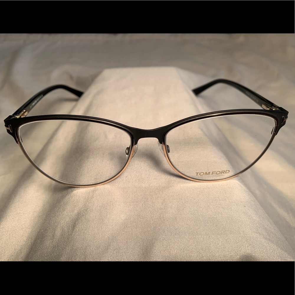 Tom Ford Eyeglasses style TF5420 005